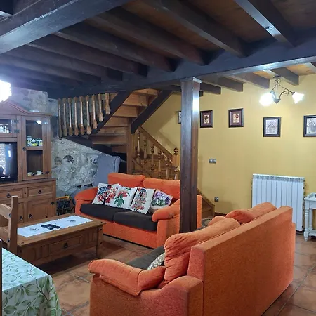 Casa Pumarada Sardeda